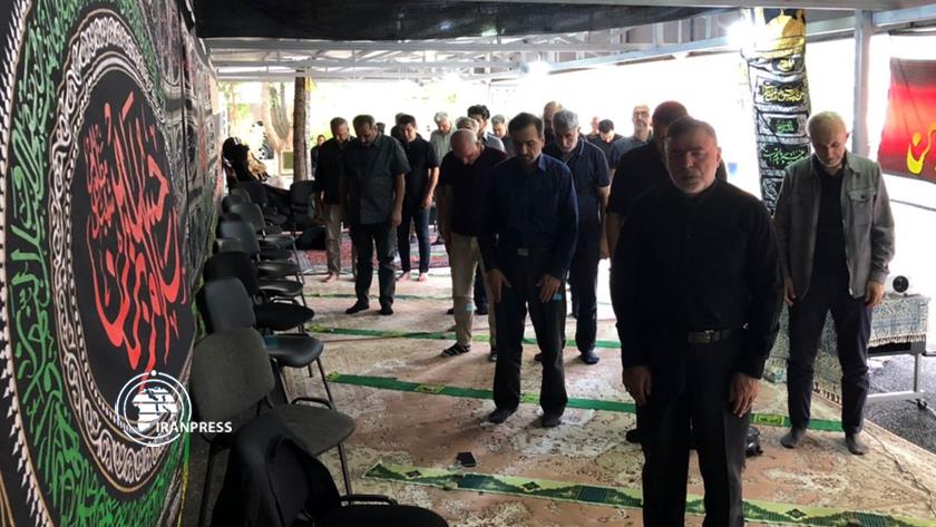 Iranpress: Ashura noon prayer held in Bulgaria