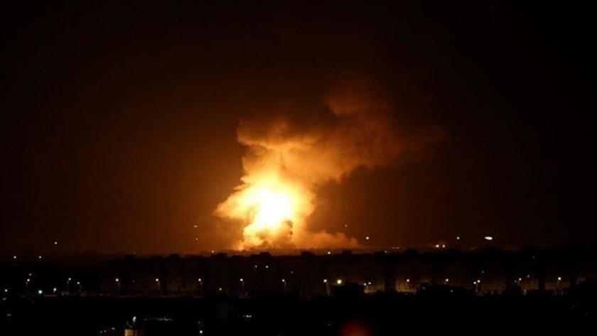 Iranpress: Several explosions heard at US military base in Deir Ezzor, Syria