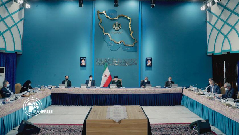 Iranpress: PoWs; symbol of resistance, patience, endurance of Iranian nation: Pres. Raisi 