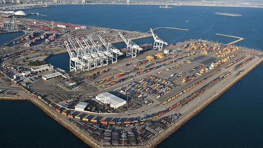 Iranpress: Iran welcomes foreign investment to develop Chabahar port
