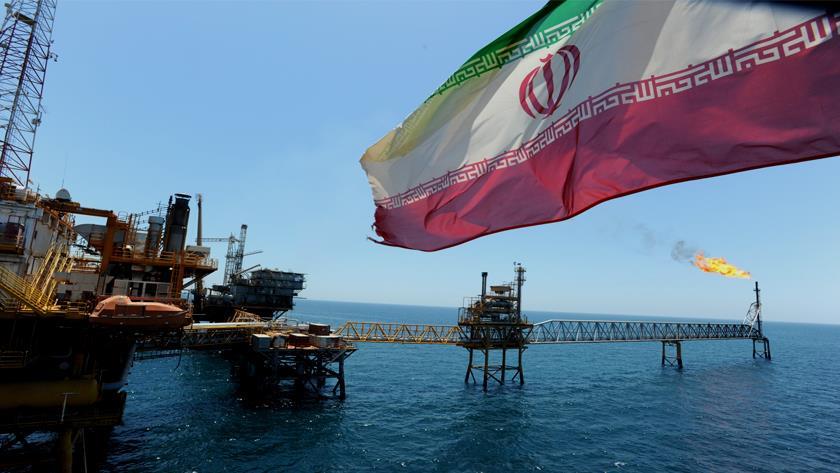 Iranpress: Iran eyes 4mbd crude oil production by early 2023