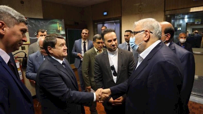 Iranpress: Oil minister lauds Iran-Russia energy, transportation, industry capacities