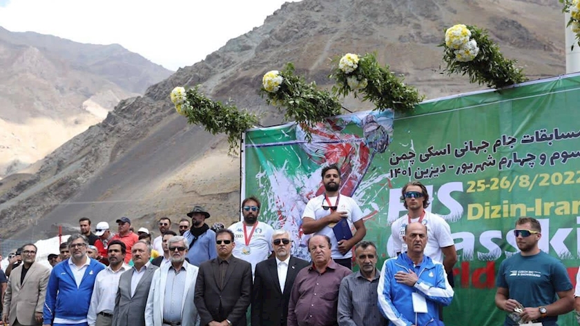 Iranpress: Iran bags one gold, two silver medals in Grass Skiing World Championship