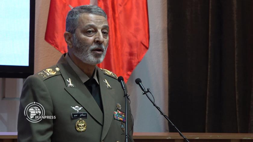 Iranpress: General Mousavi: University of command and staff shapes Army