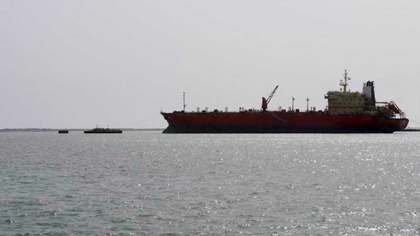 Iranpress: Saudi-led coalition seizes 10th Yemeni fuel ship in infringement of truce