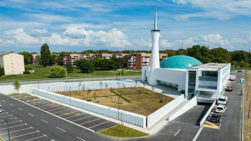 Iranpress: First environmentally-friendly mosque opens in Croatia