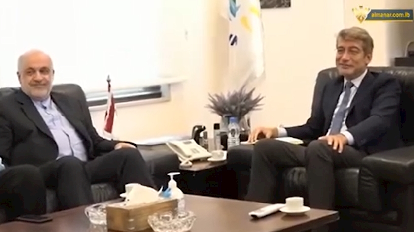 Iranpress: Iranian ambassador meets Lebanese energy minister to coordinate fuel donation