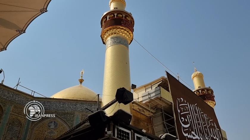 Iranpress: Arbaeen pilgrims huge congregation in Holy Shrine of Imam Ali (AS)