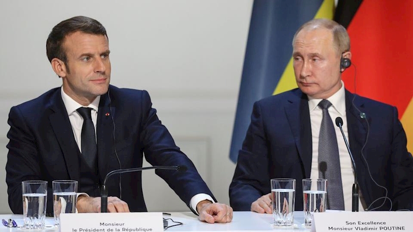 Iranpress: Russian, French Presidents discuss Zaporizhzhia nuclear plant security