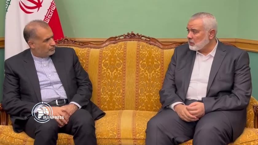 Iranpress: Haniyah meets Iran