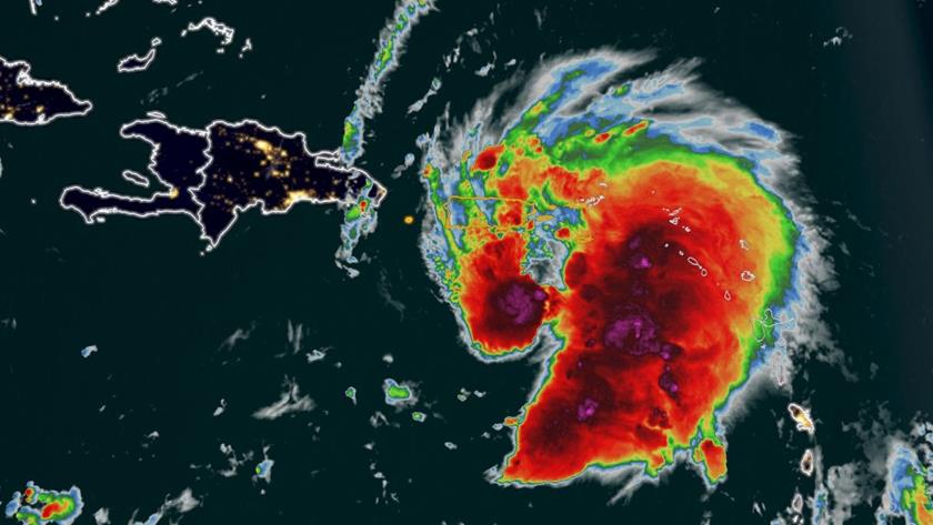 Iranpress: Puerto Rico braces for hurricane Fiona; 1 dead