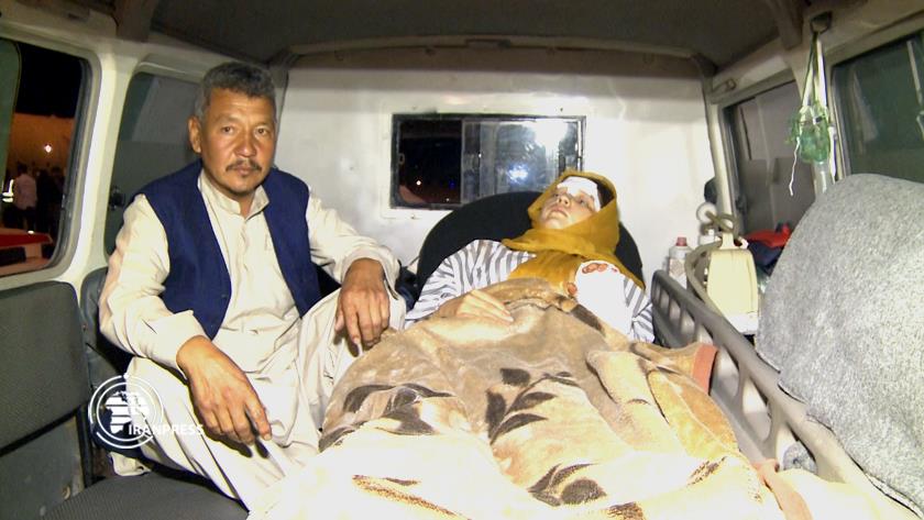 Iranpress: Iran provides humanitarian aid to injured of terrorist attack in Kabul