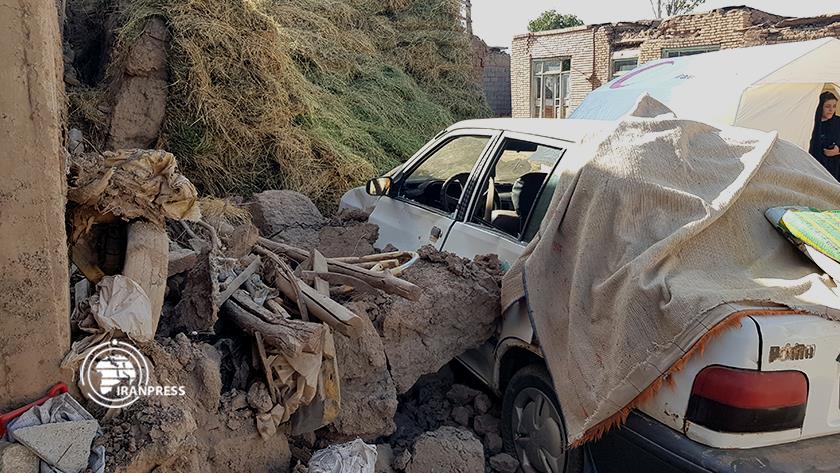 Iranpress: Relief operations underway for quake-stricken Khoy 