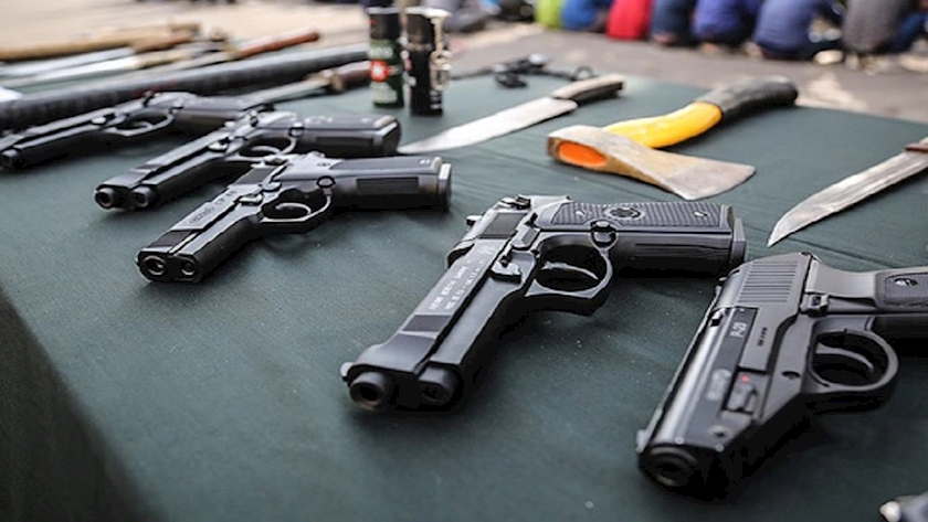 Iranpress: Arms trafficking gang dismantled in southwestern Iran