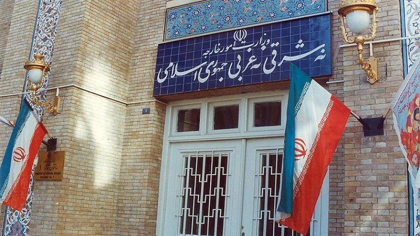 Iranpress: Tehran summons British ambassador over baseless sanctions 