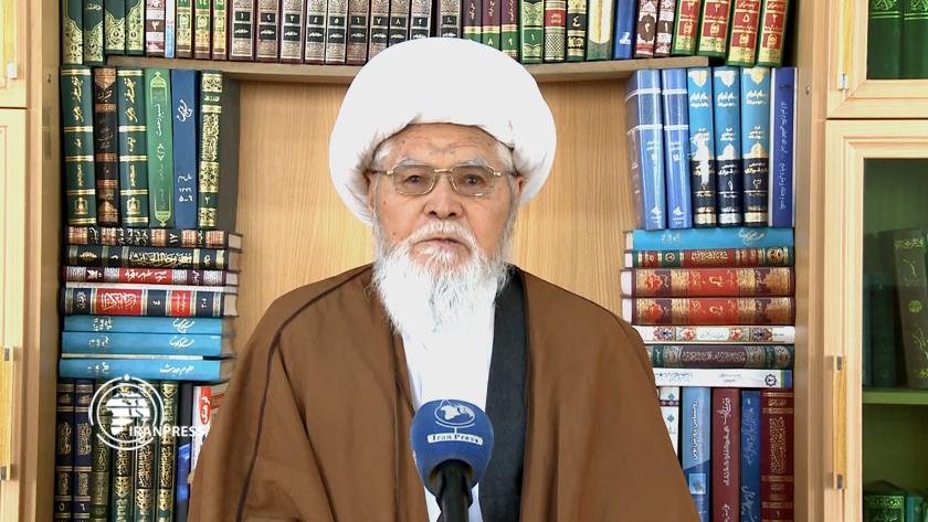 Iranpress: Afghan cleric calls 