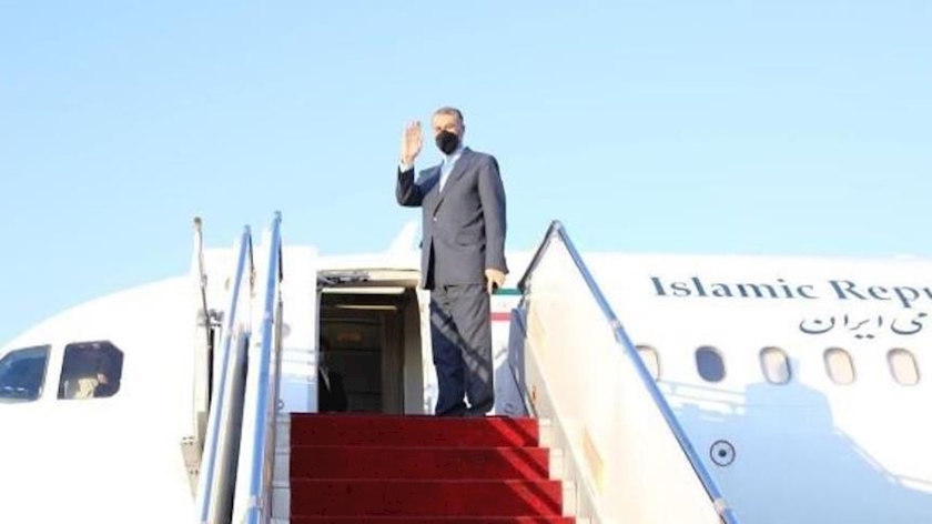 Iranpress: Amir-Abdollahian leaves Tehran for Yerevan
