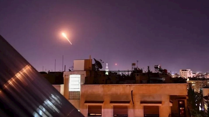 Iranpress: Syrian air defenses activate amid enemy attack over damascus