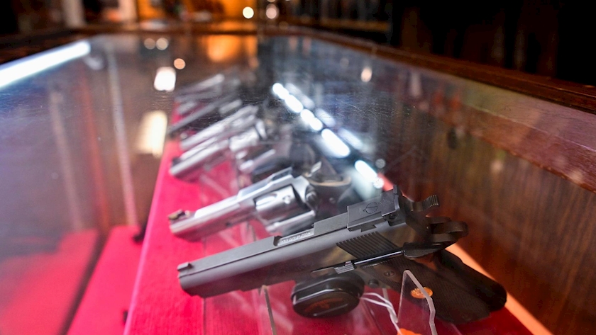 Iranpress: Canada bans all handgun sales in latest gun-control move