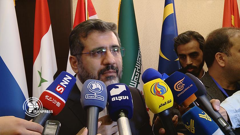 Iranpress: Culture Minister: Media terrorism against Iran failed