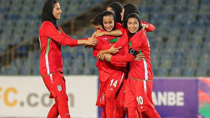 Iranpress: Iran becomes runner-up at CAFA championship