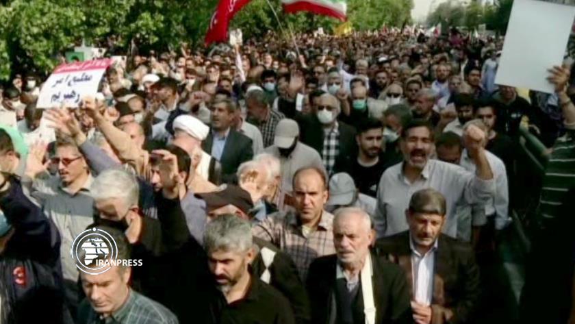 Iranpress: Rallies underway across Iran to condemn Shiraz terrorist attack