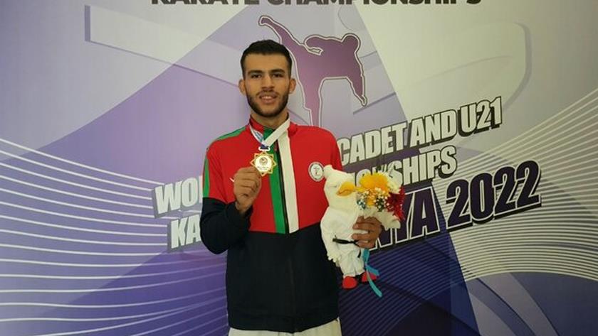 Iranpress: Iranian karateka snatches gold in Turkiye