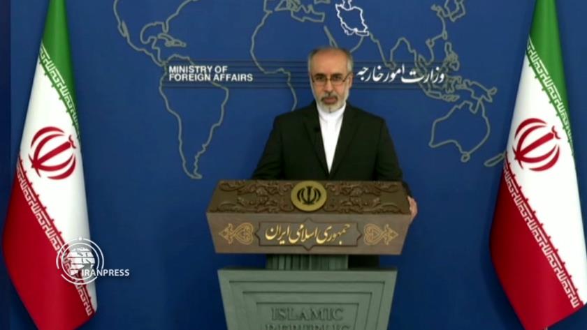 Iranpress: Iran slams advocates of human rights for silence vis-à-vis Shiraz terrorist incident