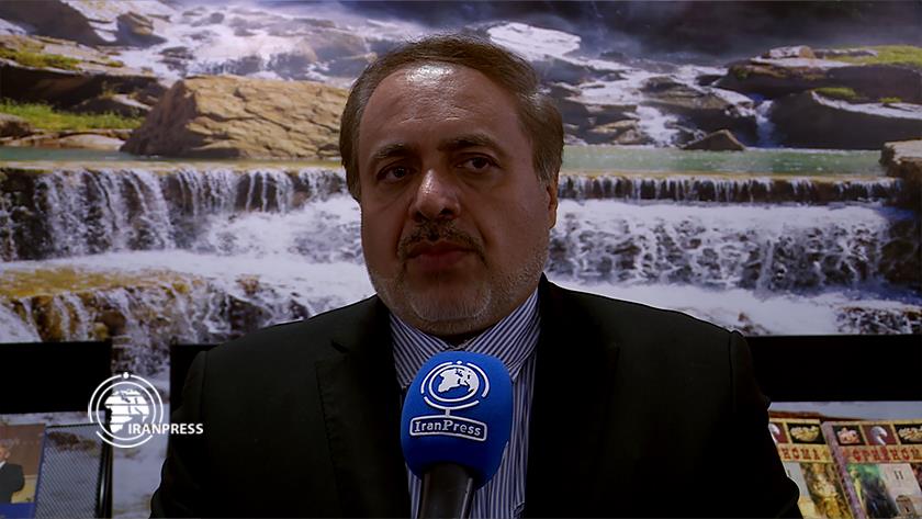 Iranpress: Iran urges boosting cultural ties with world 