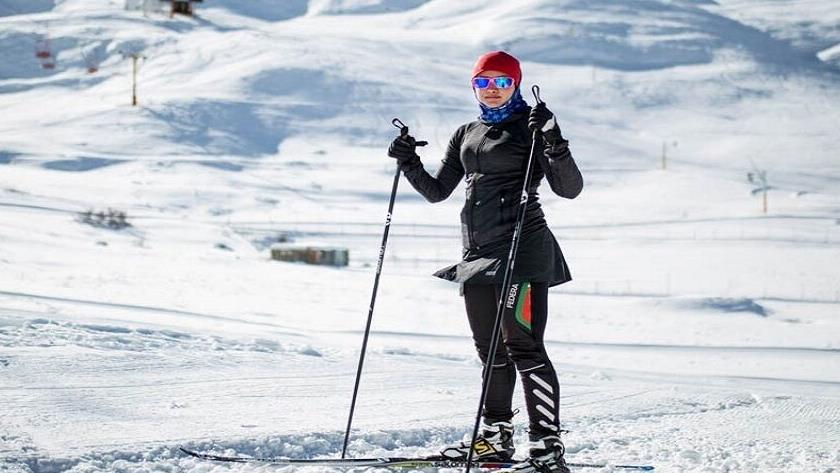 Iranpress: Iranian women win medals in Asian para-snowboard C