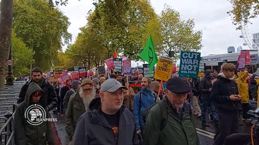 Iranpress: "Britain is broken"; Protests held in London 