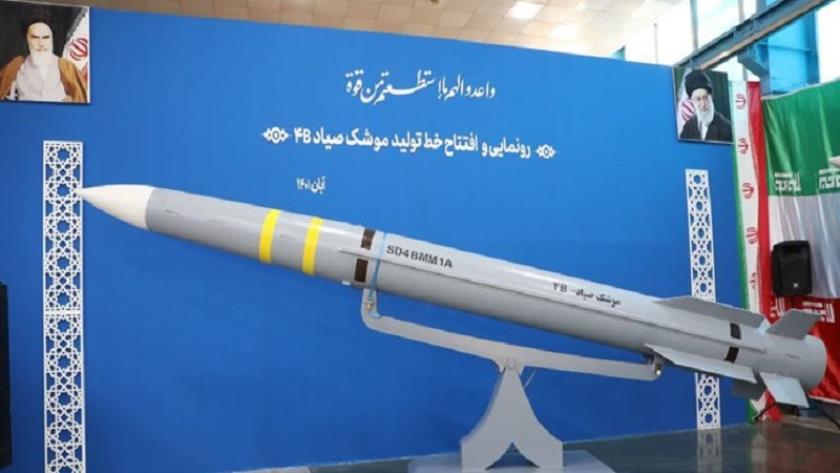 Iranpress: Iran unveils Bavar-373 missile system, inaugurates Sayyad-B4 missile production line