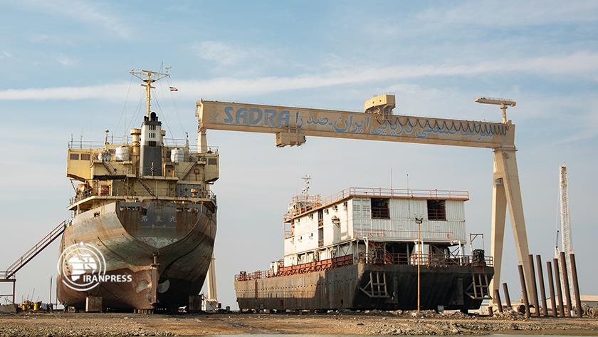 Iranpress: Sadra shipyard; symbol of Iran