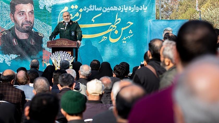 Iranpress: Commander: Enemies beg Iran to not react