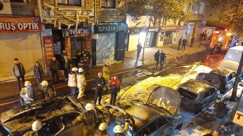 Iranpress: Istanbul: Explosion set cars on fire
