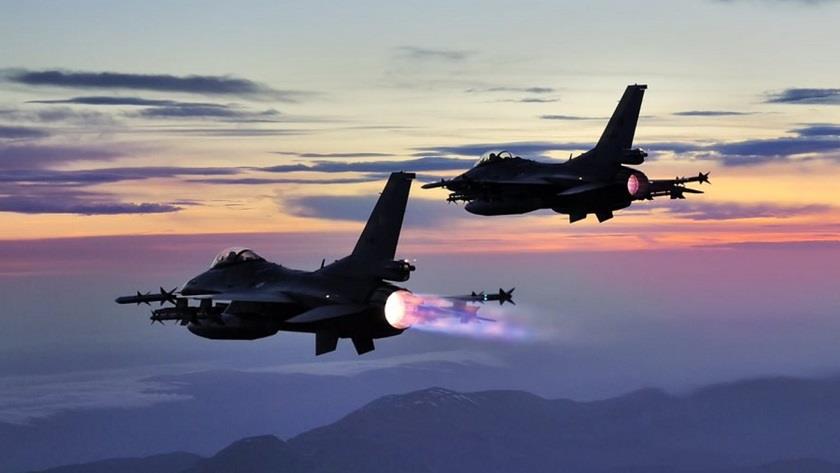 Iranpress: Türkiye launches airstrikes on positions in Iraq,  Syria