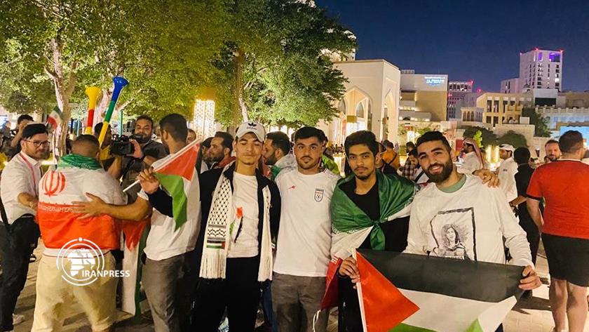 Iranpress: Palestinians support Iranian team to face US