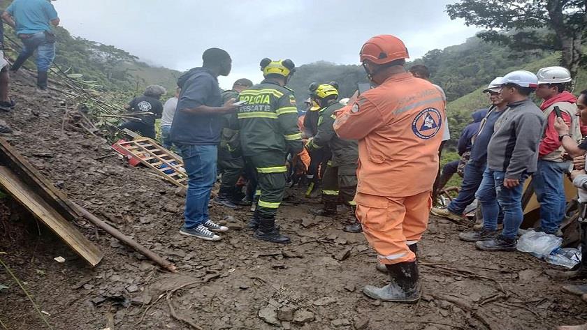 Iranpress: Colombia: Landslide leaves  at least 34 killed 