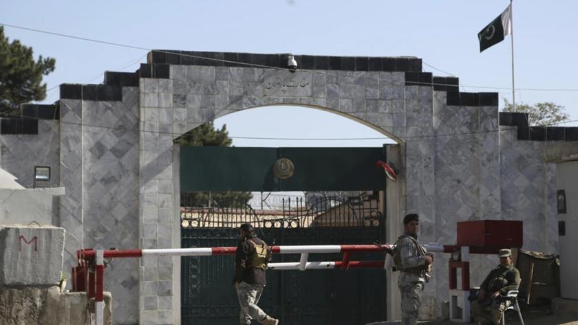 Iranpress: Taliban arrests ISIS element for Pakistan embassy attack