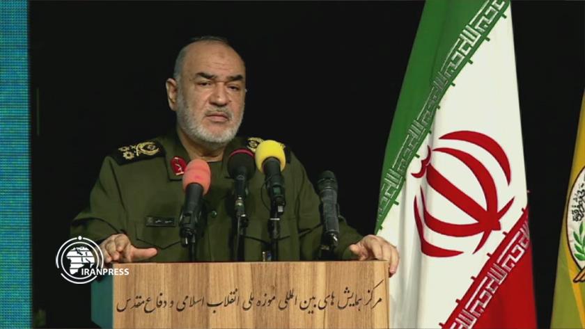 Iranpress: IRGC has obtained all modern military technologies in world: Salami