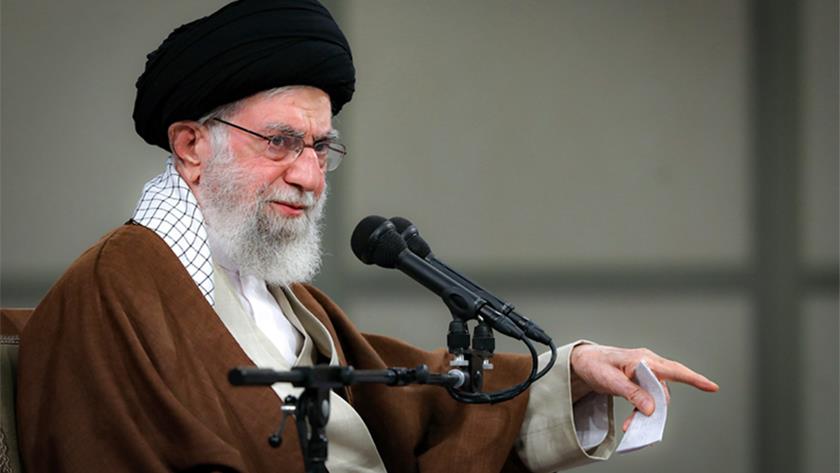 Iranpress: Leader calls for finding weaknesses in culture, promoting correct ones