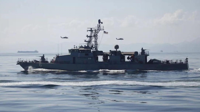 Iranpress: CENTCOM claims IRGC Patrol Boat harasses US warships in Persian Gulf