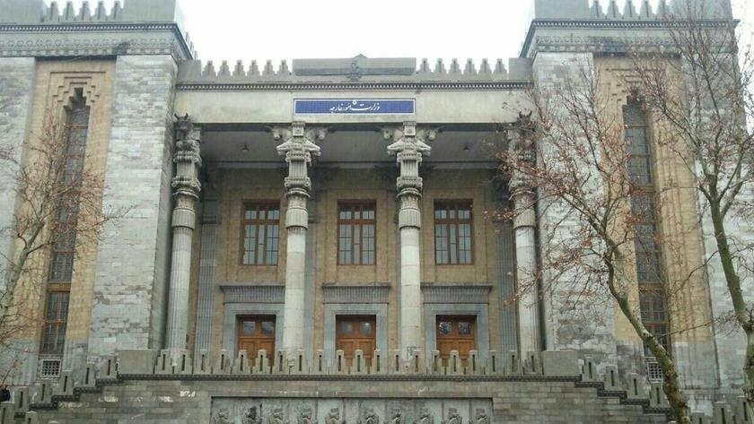 Iranpress: Iran sanctions European individuals, entities