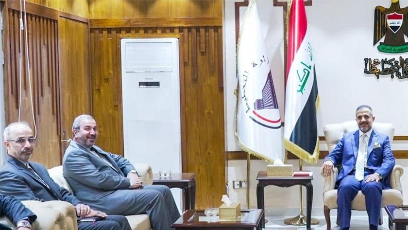 Iranpress: Iran envoy, Iraqi deputy PM mull over energy issues