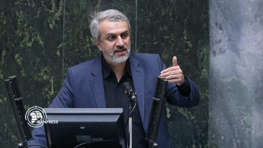 Iranpress: Iran Parliament gives 