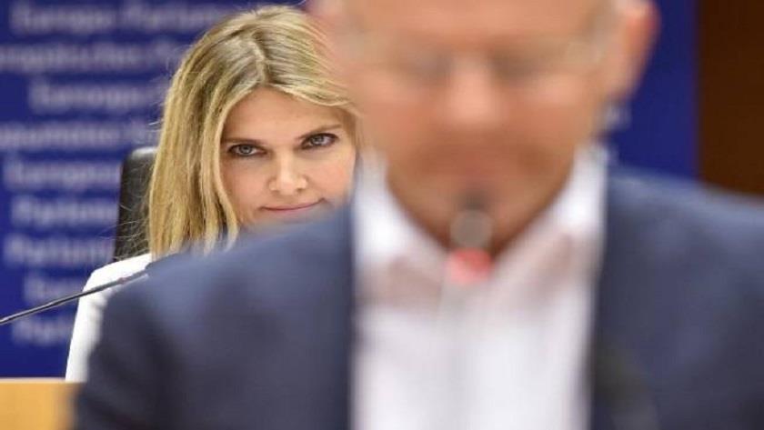 Iranpress: EU fires deputy head of Parliament over corruption scandal