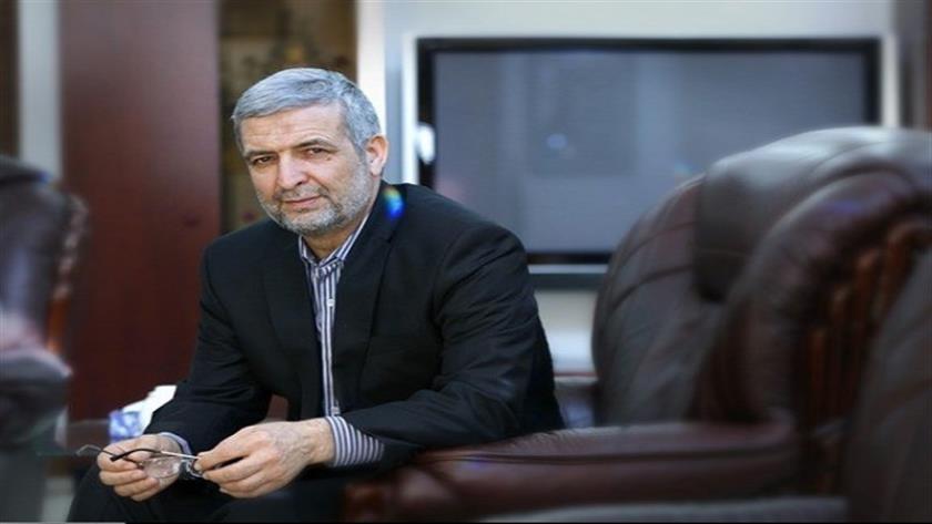 Iranpress: Afghan nationals responsible for half of Iran