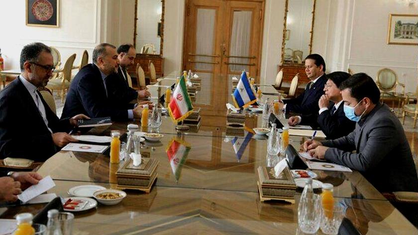 Iranpress: Iran, Nicaragua FMs discuss ties in Tehran