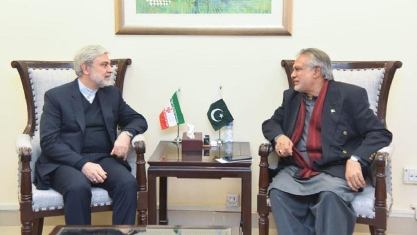 Iranpress: Islamabad emphasizes boosting bilateral trade with Tehran