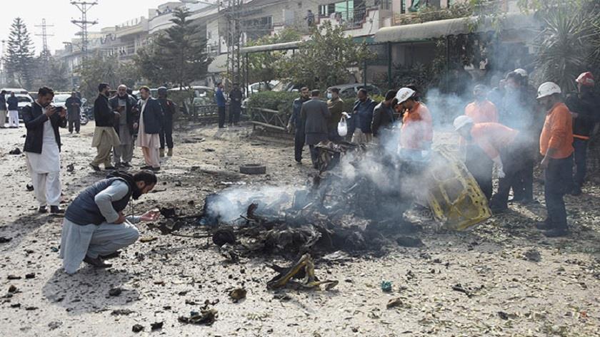 Iranpress: Suicide attack leaves a dozen dead, injured in Islamabad